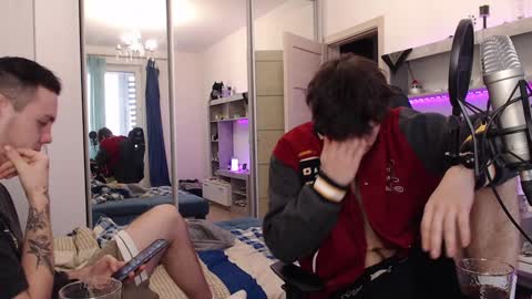 Teddy online show from December 2024 10:17:02 AM