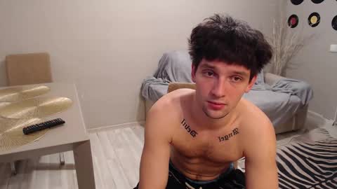 Teddy online show from October 2025 08:04:02 PM