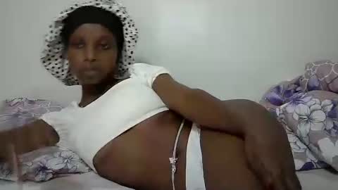 Snapshot of tee_maya chatting on May 2026 06:14:01 PM Baby maya online show from May 2026 06:14:01 PM