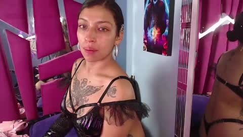 Tayloor online show from December 2024 03:25:02 AM