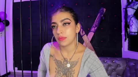 Tayloor online show from October 2025 03:07:01 PM