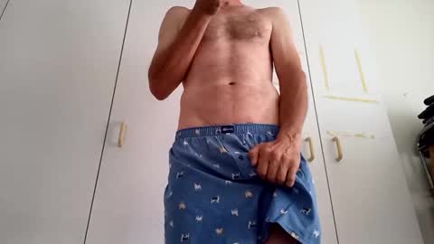 Teezy online show from April 2026 08:47:01 AM