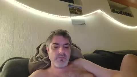 Peter online show from October 2025 11:03:02 PM