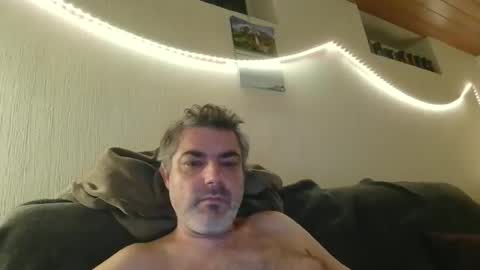 Peter online show from October 2025 11:49:01 PM