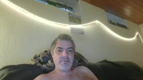 Peter online show from October 2025 03:44:01 PM