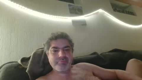 Peter online show from November 2025 06:06:02 PM