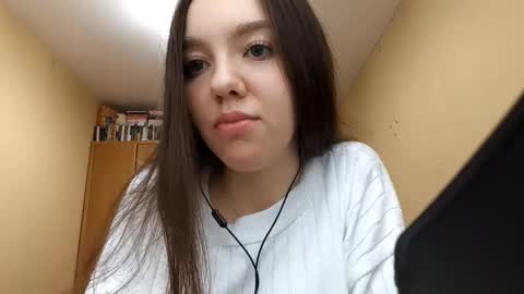 Snapshot of teganmeiser chatting on October 2025 12:42:02 PM Kimi online show from October 2025 12:42:02 PM