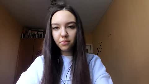 Snapshot of teganmeiser chatting on November 2025 08:27:02 AM Kimi online show from November 2025 08:27:02 AM