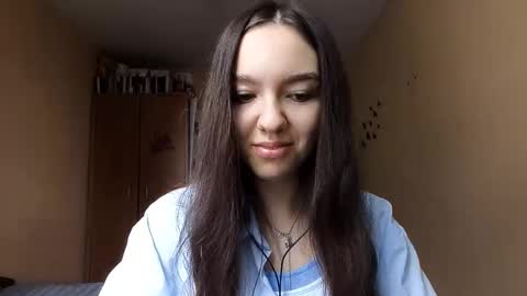 Snapshot of teganmeiser chatting on November 2025 10:49:02 AM Kimi online show from November 2025 10:49:02 AM