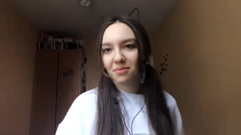 Snapshot of teganmeiser chatting on November 2025 09:53:01 AM Kimi online show from November 2025 09:53:01 AM