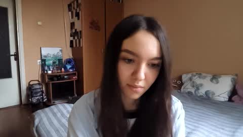 Snapshot of teganmeiser chatting on November 2025 01:33:02 PM Kimi online show from November 2025 01:33:02 PM