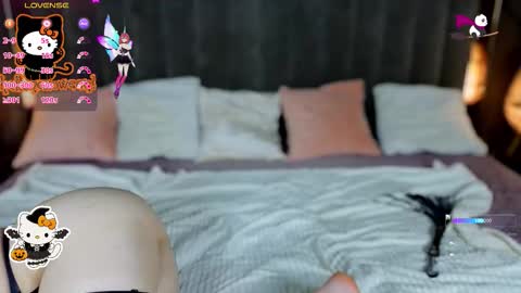 teilahex online show from October 2025 07:43:01 PM