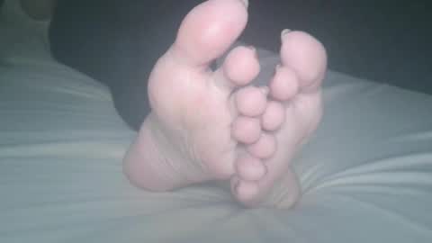 Viv West online show from September 2025 06:37:01 AM