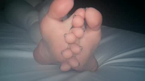 Viv West online show from February 2026 03:35:01 AM