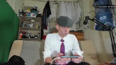 Virg Lszl online show from February 2025 11:05:01 PM