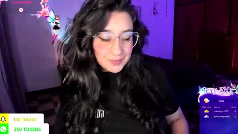 Snapshot of tellme_maddie chatting on July 2026 11:13:02 PM Maddie online show from July 2026 11:13:02 PM