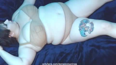 Snapshot of tempestsprings chatting on December 2025 03:45:02 AM Tempest Springs online show from December 2025 03:45:02 AM