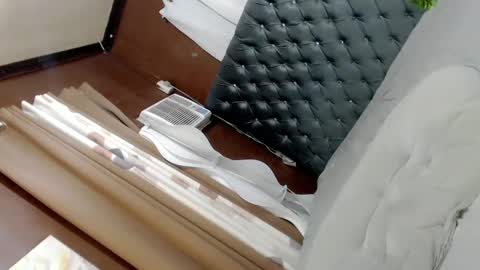 EVA GLASSCOTT online show from December 2024 12:55:02 AM