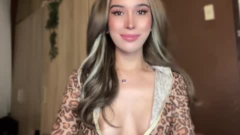 EVA GLASSCOTT online show from March 2025 12:33:02 AM