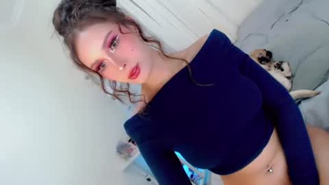 EVA GLASSCOTT online show from September 2025 05:34:02 PM