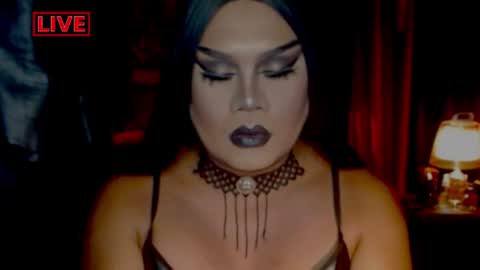 Snapshot of temptress_cocoxxx chatting on June 2026 05:21:01 AM Mistress Coco online show from June 2026 05:21:01 AM