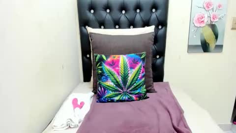 temptressqeen online show from October 2025 05:46:01 PM