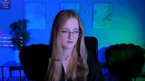 ur Louise online show from March 2026 10:48:01 PM