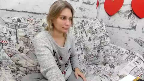 tenderly_sophie online show from October 2025 06:13:01 AM