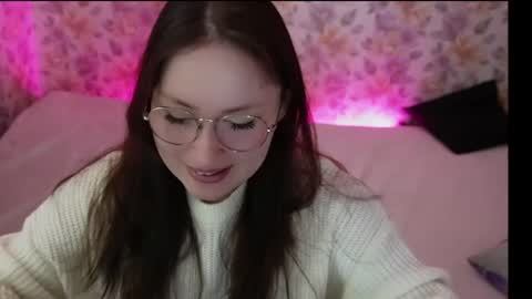 Snapshot of tendre_amelia chatting on June 2026 09:12:02 AM tendre_amelia online show from June 2026 09:12:02 AM