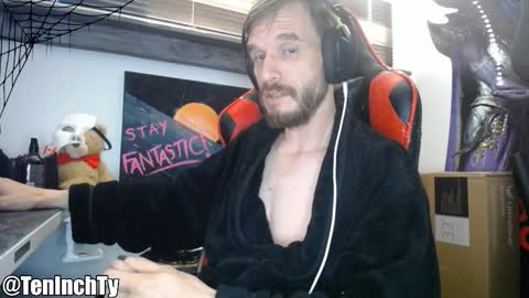 Ty online show from October 2025 04:40:02 PM