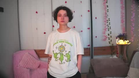 Snapshot of tenishal0ve chatting on March 2026 03:08:02 AM Wanessa online show from March 2026 03:08:02 AM