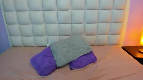 Teresa online show from December 2025 01:49:01 PM