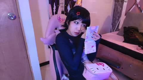 Snapshot of terraelowen chatting on February 2026 11:26:02 AM Terra Elowen online show from February 2026 11:26:02 AM