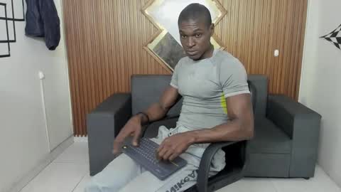 terranze_z online show from January 2025 07:46:01 PM