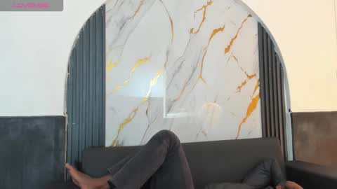 terranze_z online show from September 2025 08:03:01 PM