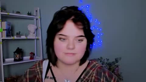 tessa_dream_ online show from January 2026 07:41:01 PM