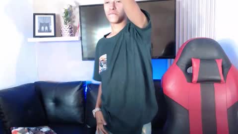 tessachains online show from January 2026 02:25:02 AM