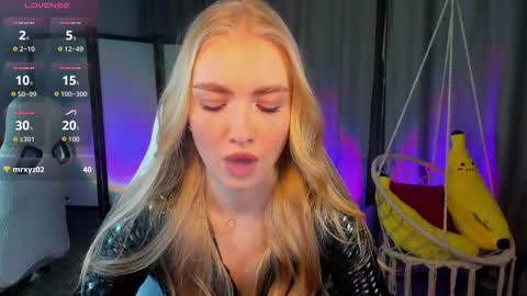 TessaHamilton online show from February 2026 08:07:01 AM