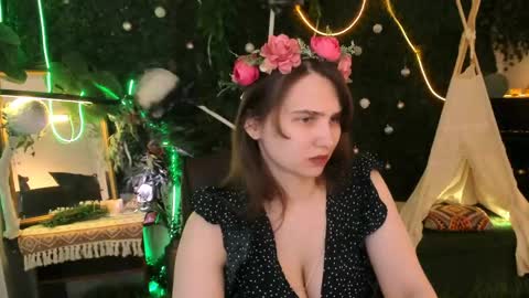 Tessa online show from May 2026 05:26:02 AM