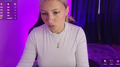 Tessy online show from February 2025 04:14:02 PM