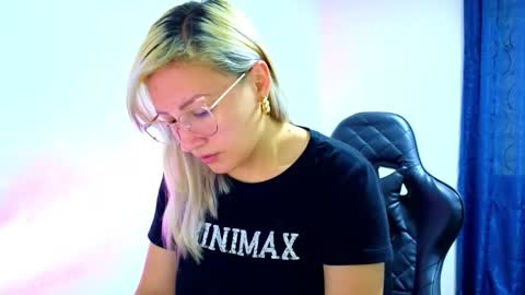 Tessy online show from February 2026 03:38:01 PM