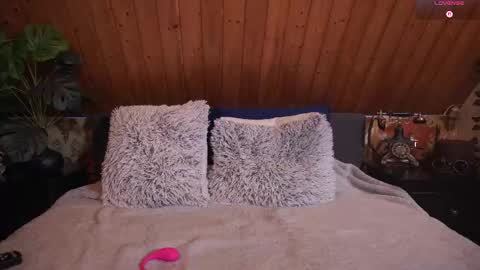 Snapshot of tessawinter chatting on November 2025 03:58:01 PM Tessa online show from November 2025 03:58:01 PM