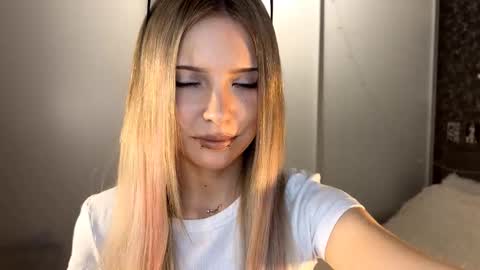 tessiebe online show from March 2026 02:01:01 PM