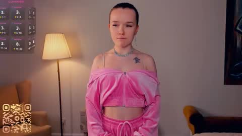 Snapshot of tessiekhanponaphan chatting on February 2026 06:59:01 PM Cindy online show from February 2026 06:59:01 PM