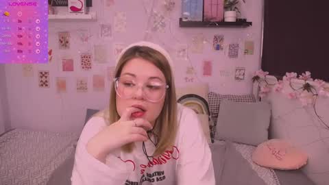 TESSA online show from January 2025 03:05:02 AM