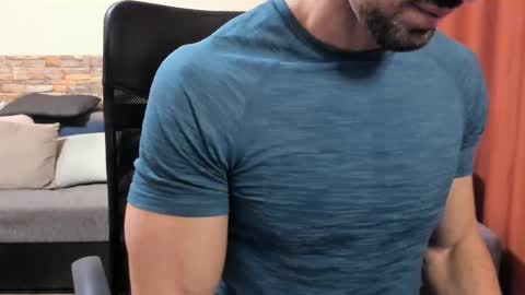 TexasHUNK online show from October 2025 07:09:02 AM