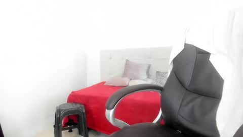 teylor creed online show from September 2025 07:36:01 PM