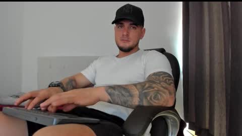 teylor creed online show from November 2025 06:08:01 PM