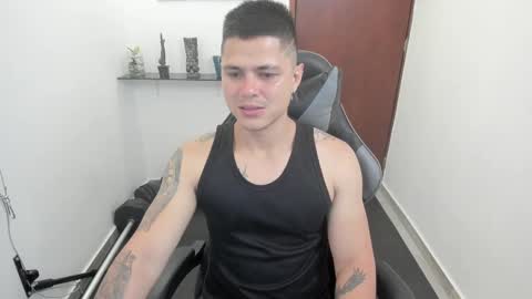 Teylor Fel online show from January 2025 03:11:01 AM