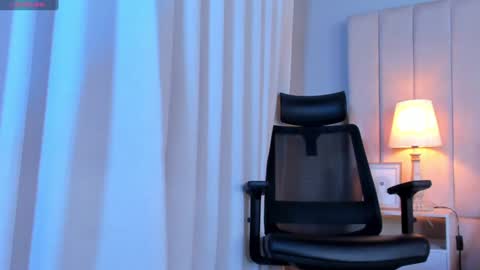 Snapshot of thaddeus_king chatting on January 2025 04:09:01 AM thaddeus king online show from January 2025 04:09:01 AM